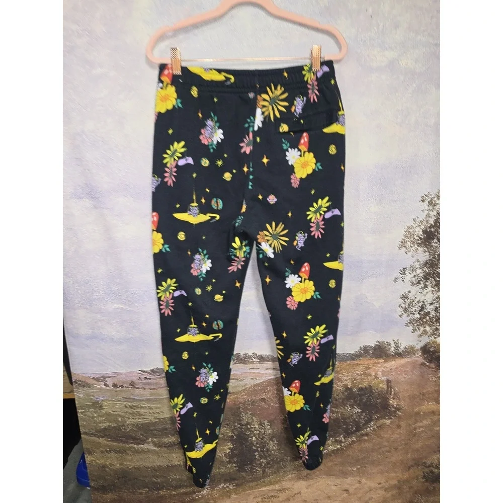 Nike Psychedelic  Alien Mushroom Outer Space Print Soft Joggers Black Sz Small